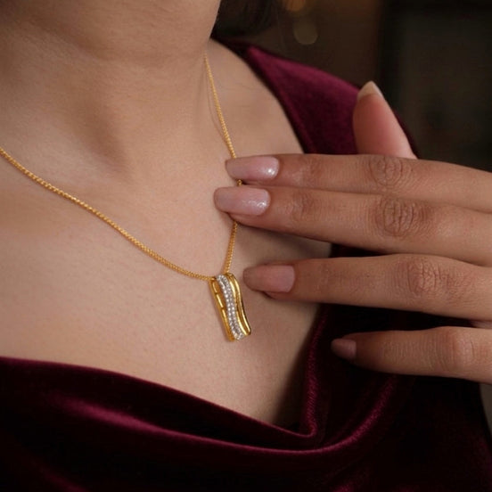 Linked Oval Pendant