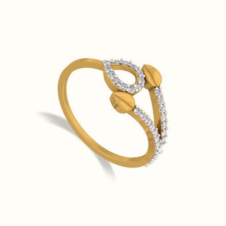 Golden Leaf Embrace Ring